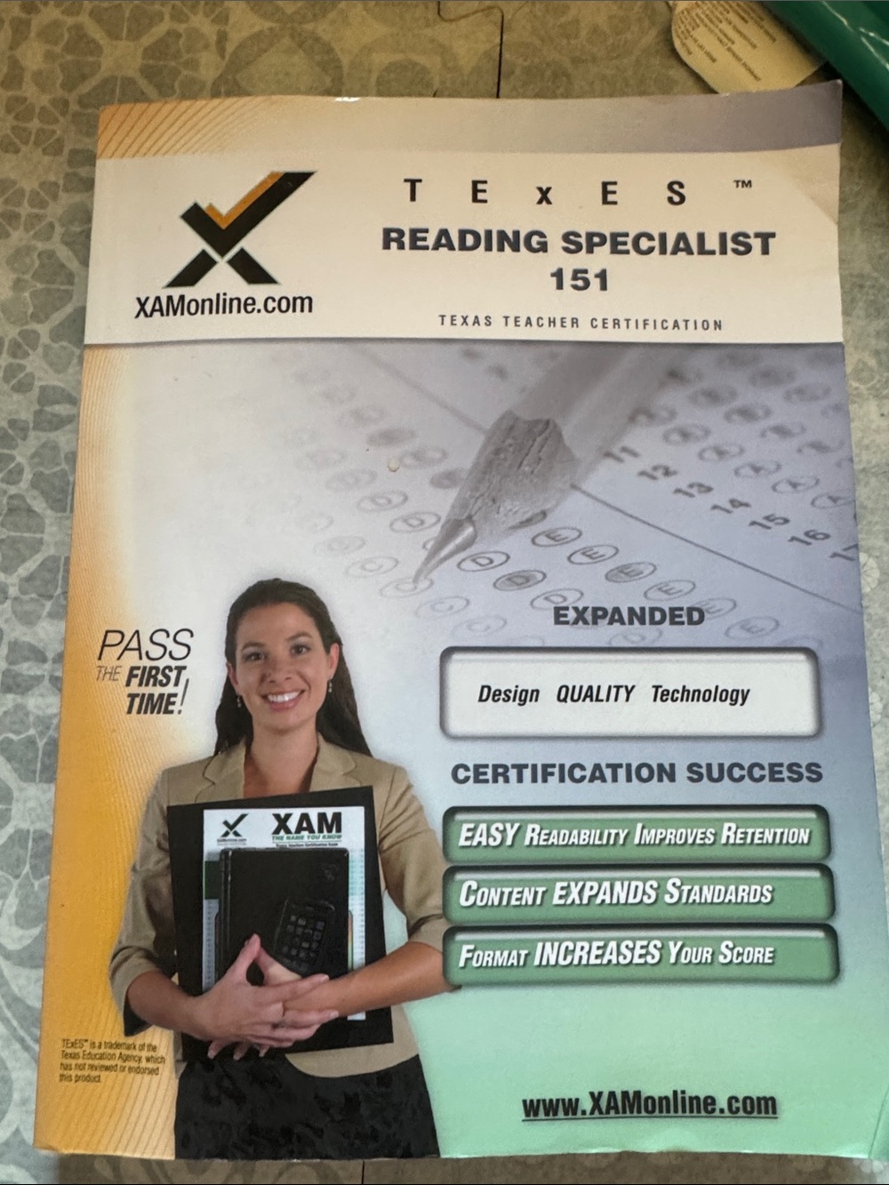 XAM Reading Specialist 151 Test Prep Book - Green/Beige